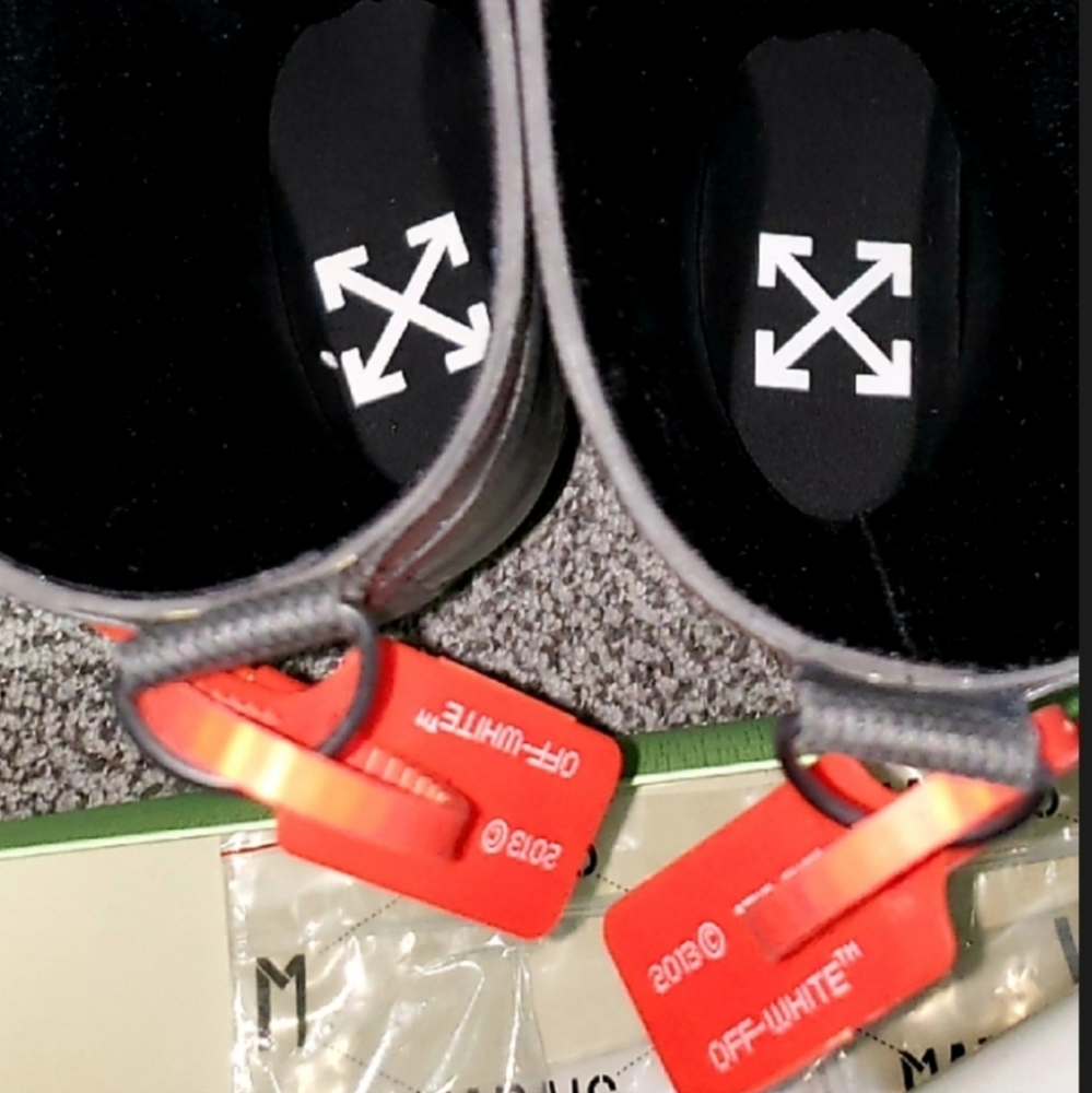 Sale: Off-White Rain Boots - EU 39 = US 8.5 - Picture 4 of 9